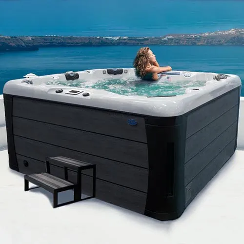 Deck hot tubs for sale in Nantes